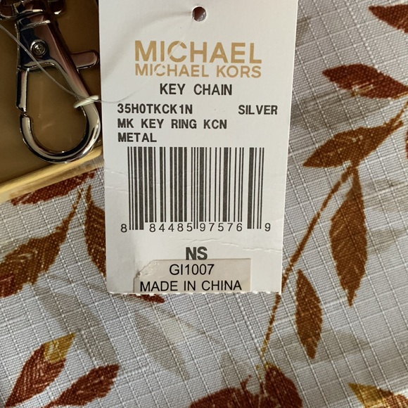 Michael kors keychain - Picture 3 of 5
